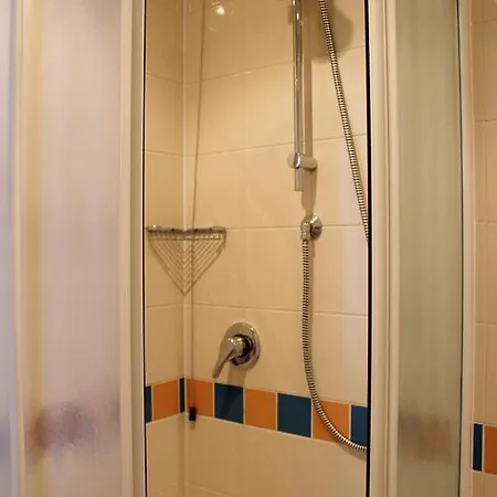 فندق Miramonti Enoteca 3*