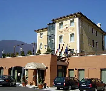 Miramonti Enoteca מלון