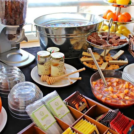 מלון Miramonti Enoteca 3*