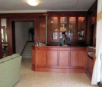 Miramonti Enoteca Hotel Pove del Grappa