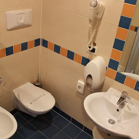 Miramonti Enoteca 3*