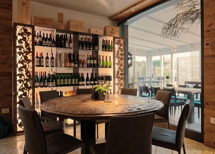 Szálloda Miramonti Enoteca Pove del Grappa