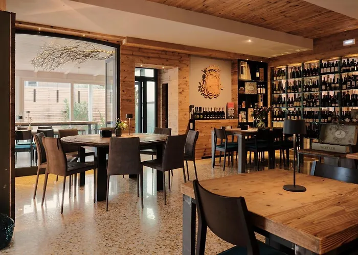 Miramonti Enoteca Szálloda